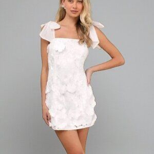Lulus Emphatically Adorable White Floral Tie-Strap Mini Dress Size Medium